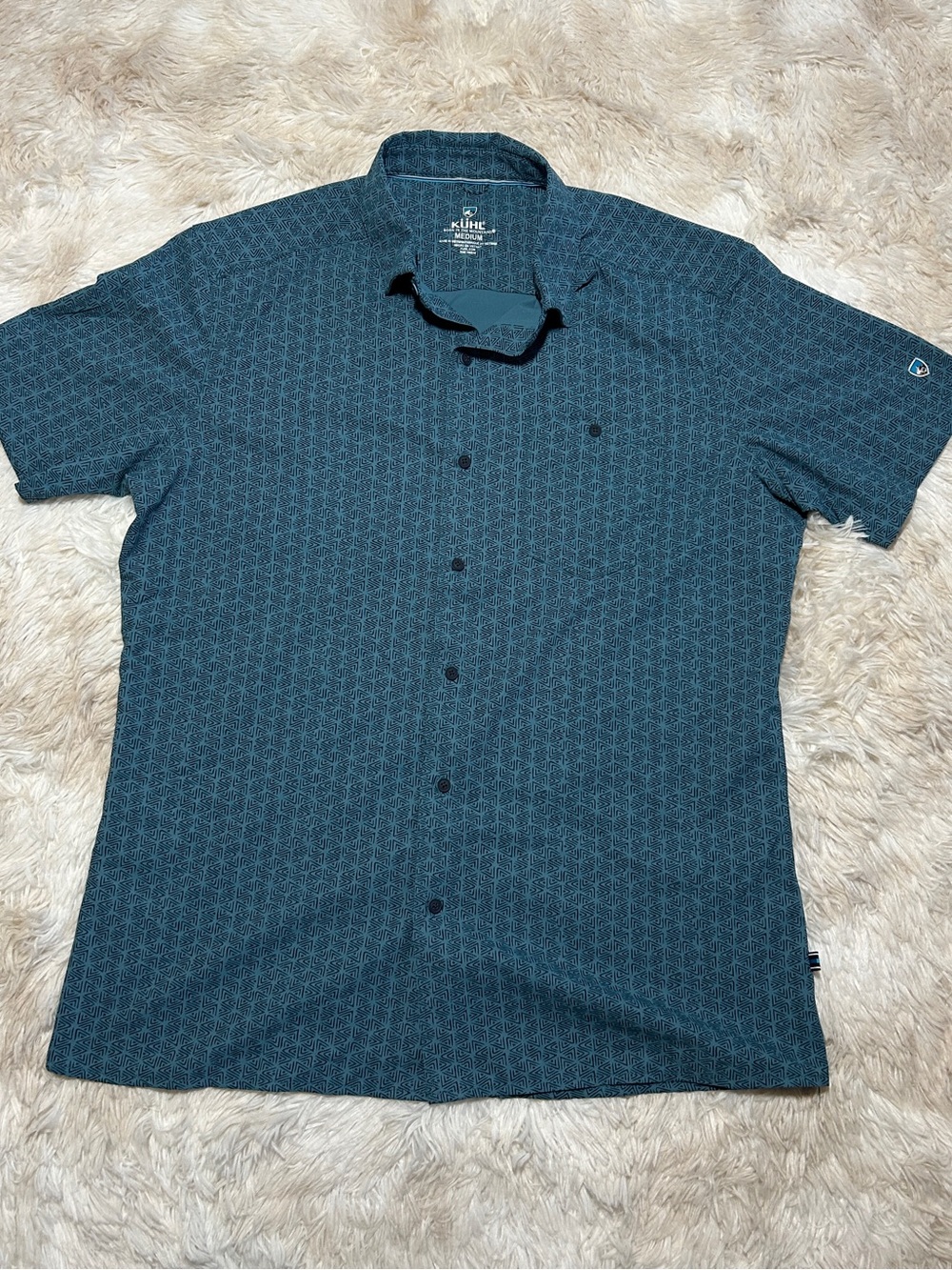 Kuhl Men's Short-Sleeve Button-Down Shirt in Teal Green Pattern